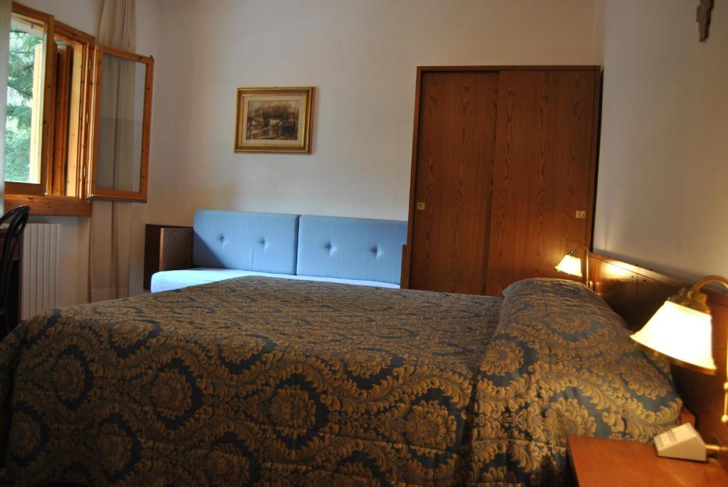 Hotel Archimede Реджелло Номер фото